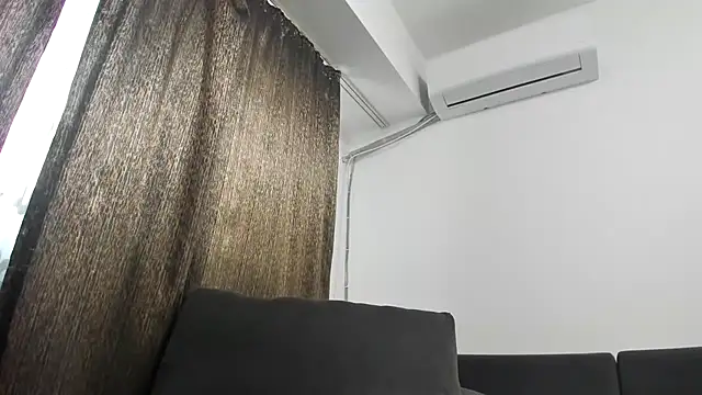 EmmaStward online show from 11/26/25, 06:24