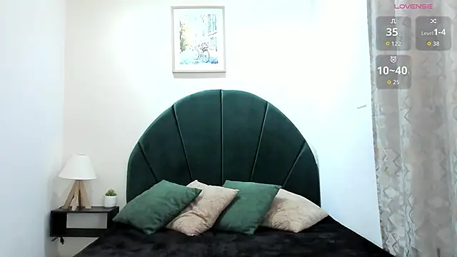  LaraMom  online show from 02/22/26, 12:40