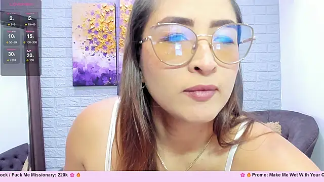  LaraMom  online show from 11/26/25, 09:04