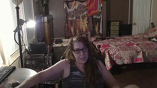 Snapshot of Ireallysquirt chatting on 09/09/25, 02:21 Ireallysquirt online show from 09/09/25, 02:21