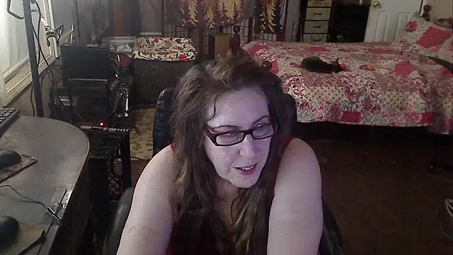 Snapshot of Ireallysquirt chatting on 10/04/25, 02:24 Ireallysquirt online show from 10/04/25, 02:24