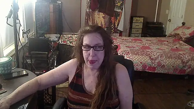 Snapshot of Ireallysquirt chatting on 10/01/25, 10:57 Ireallysquirt online show from 10/01/25, 10:57