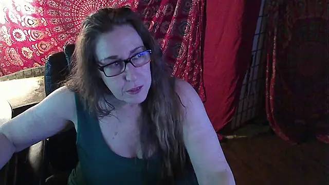 Snapshot of Ireallysquirt chatting on 03/16/25, 06:20 Ireallysquirt online show from 03/16/25, 06:20