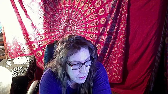 Snapshot of Ireallysquirt chatting on 03/07/25, 04:02 Ireallysquirt online show from 03/07/25, 04:02