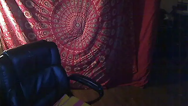 Snapshot of Ireallysquirt chatting on 03/05/25, 03:40 Ireallysquirt online show from 03/05/25, 03:40