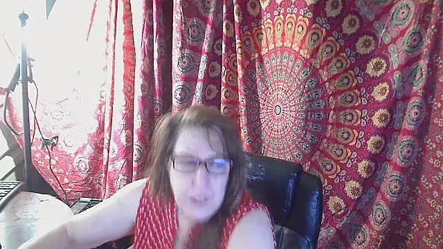 Snapshot of Ireallysquirt chatting on 12/17/25, 02:05 Ireallysquirt online show from 12/17/25, 02:05