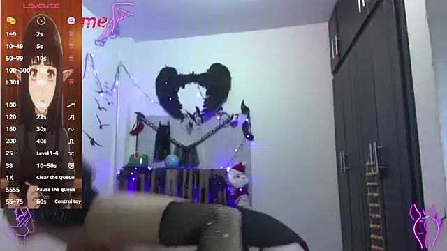  Hanna white  online show from 11/09/25, 10:36