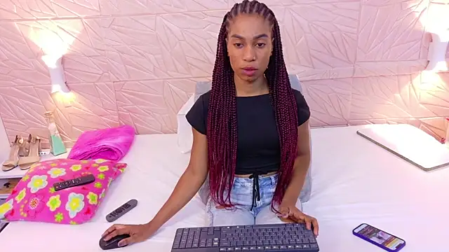 Snapshot of Amarantha_love69 chatting on 09/15/25, 02:17 Amarantha love69 online show from 09/15/25, 02:17