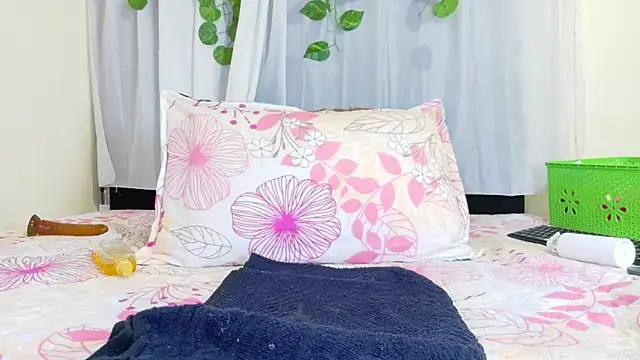 Amarantha love69 online show from 04/15/26, 12:27