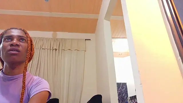 Snapshot of Amarantha_love69 chatting on 12/01/25, 10:32 Amarantha love69 online show from 12/01/25, 10:32