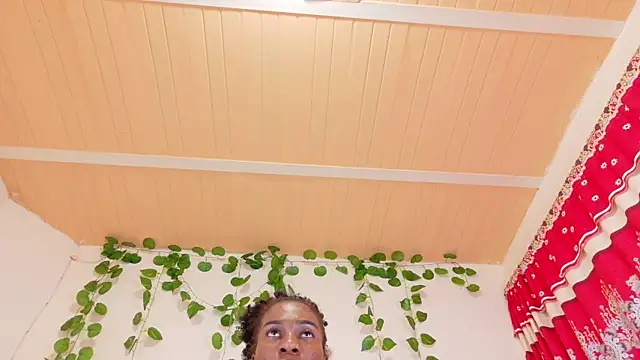 Snapshot of Amarantha_love69 chatting on 12/17/25, 01:27 Amarantha love69 online show from 12/17/25, 01:27