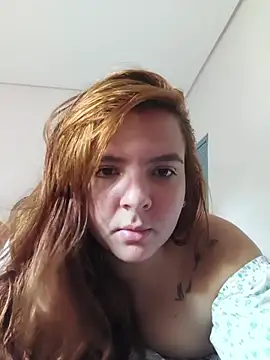 Snapshot of Bruninha_Hot10 chatting on 05/16/26, 01:43 Bruninha Hot10 online show from 05/16/26, 01:43