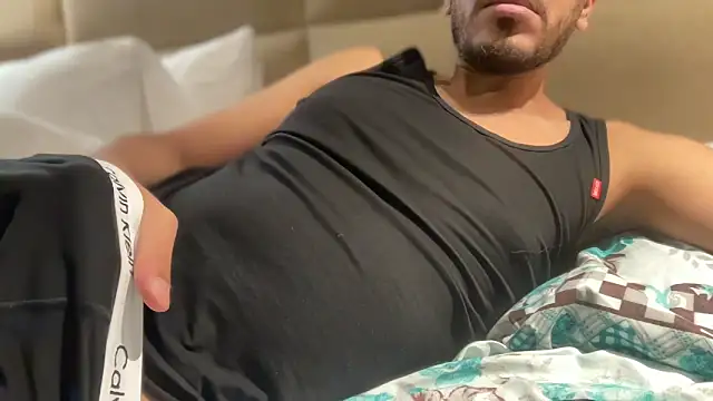 Mooka69 online show from 10/03/25, 04:25