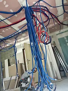 robertilevis online show from 09/18/25, 10:40