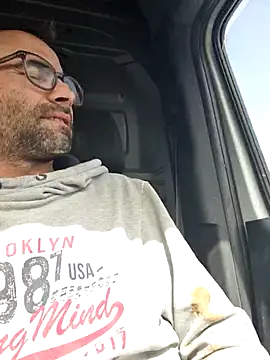 robertilevis online show from 03/04/26, 11:29