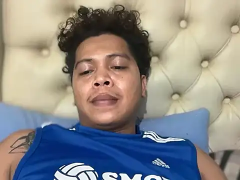 Snapshot of asian_sweetboy chatting on 02/21/26, 06:48 asian sweetboy online show from 02/21/26, 06:48