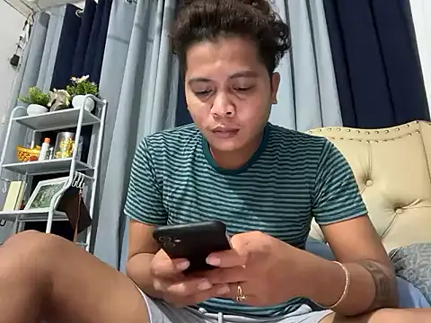 Snapshot of asian_sweetboy chatting on 02/19/26, 10:01 asian sweetboy online show from 02/19/26, 10:01