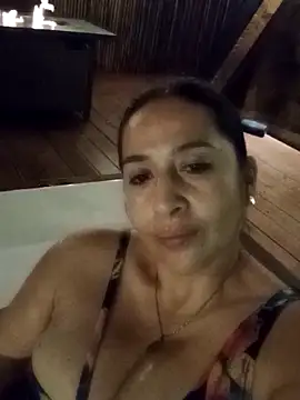 MayraVegas online show from 10/03/25, 02:26