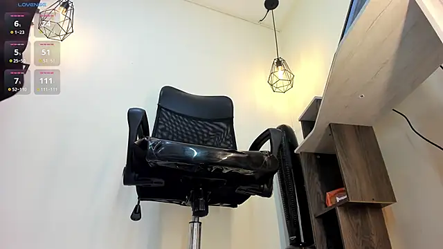 victoria Christie online show from 09/22/25, 10:10