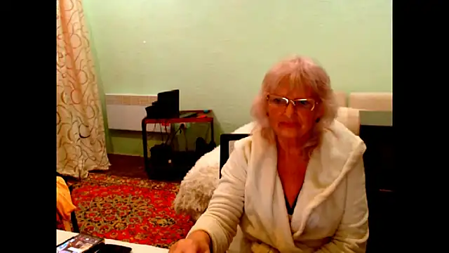 Natali7634 online show from 10/04/25, 05:47