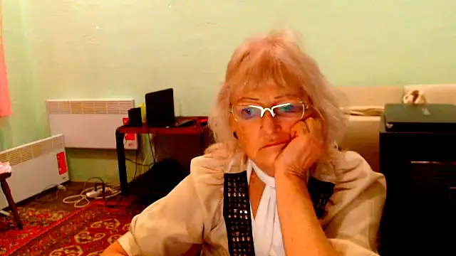 Natali7634 online show from 12/05/25, 07:29