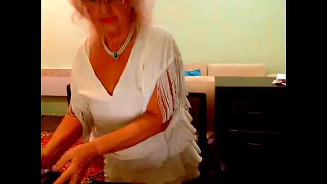 Natali7634 online show from 09/29/25, 07:26