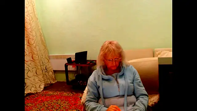 Natali7634 online show from 10/12/25, 04:19