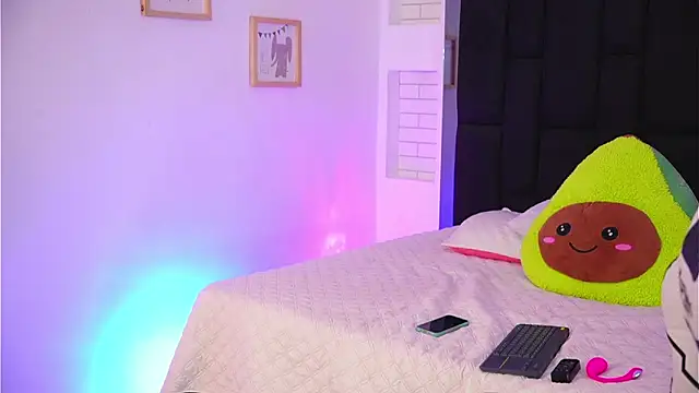 Marianamonroe  online show from 03/16/26, 07:05