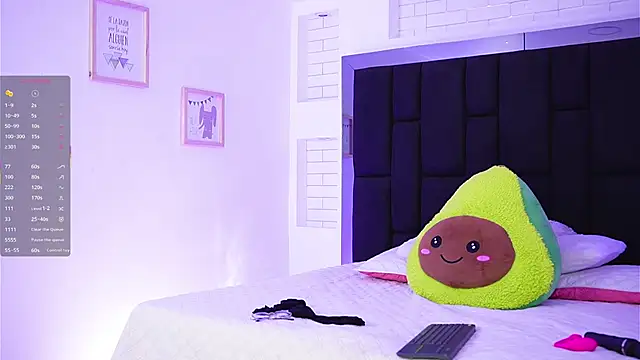 Marianamonroe  online show from 11/07/25, 06:56