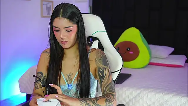 Marianamonroe  online show from 02/13/26, 07:03