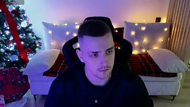 Larstar01 online show from 01/11/26, 11:11