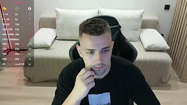 Larstar01 online show from 09/19/25, 09:08