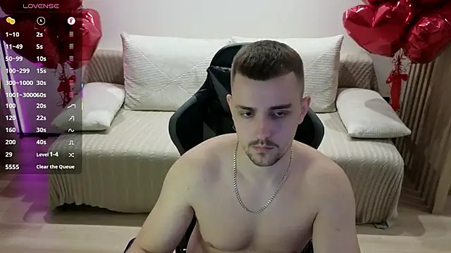 Larstar01 online show from 11/07/25, 12:59