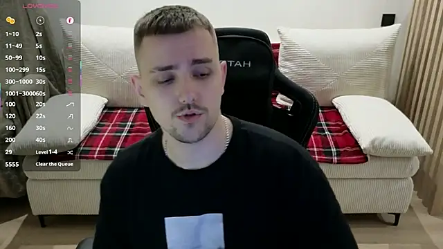 Larstar01 online show from 02/21/26, 10:45