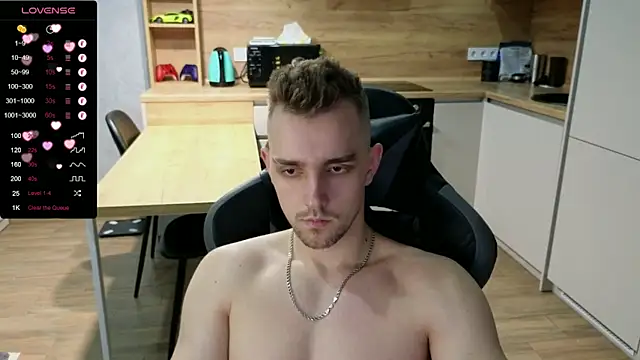 Larstar01 online show from 02/04/25, 06:49