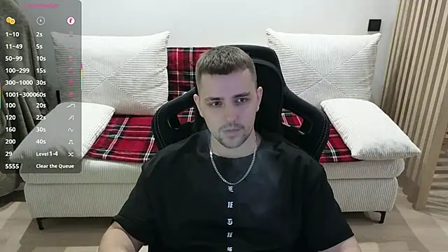 Larstar01 online show from 02/11/26, 05:51