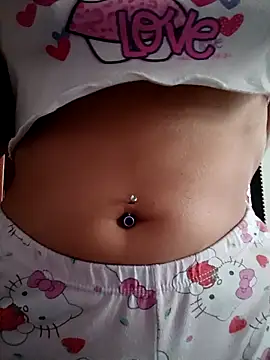 tiffani  love online show from 04/08/26, 12:17