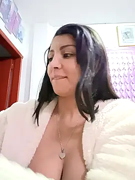 tiffani  love online show from 02/04/26, 11:16