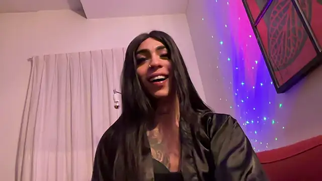 Snapshot of babybriexxx chatting on 09/25/25, 02:39 babybriexxx online show from 09/25/25, 02:39