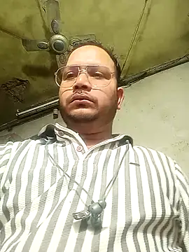 DeepakXxxR86 online show from 02/21/26, 02:30