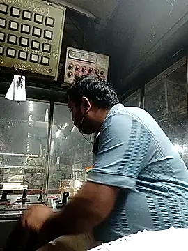 DeepakXxxR86 online show from 11/20/25, 07:47