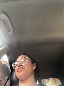 Snapshot of lulu_kis chatting on 02/27/26, 07:57 lulu kis online show from 02/27/26, 07:57