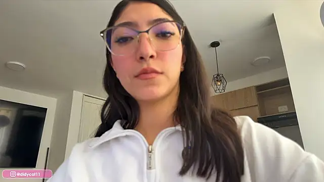 MarianaBranzz online show from 02/26/26, 05:46