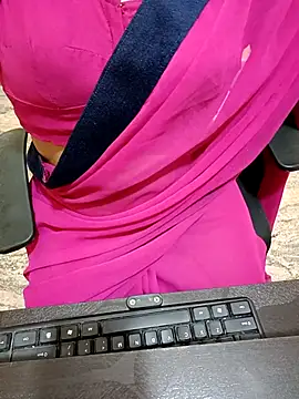 Nithya 05 online show from 11/18/25, 04:49