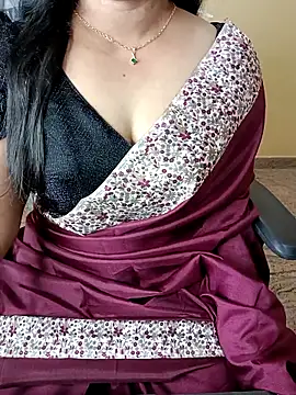 Nithya 05 online show from 12/20/25, 04:43