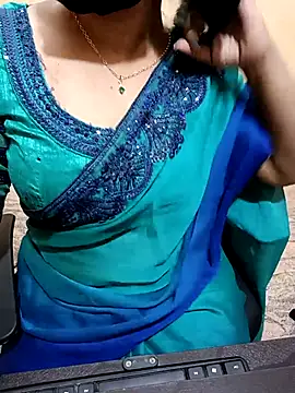 Nithya 05 online show from 11/17/25, 05:44