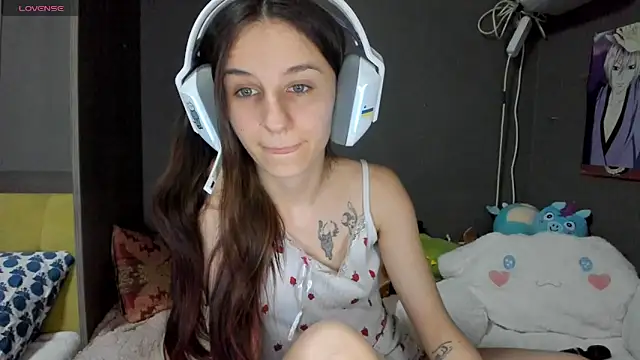  Nika Kik online show from 04/15/26, 07:58