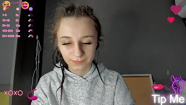 Snapshot of _Nika_Kik chatting on 03/12/25, 03:29 Nika Kik online show from 03/12/25, 03:29