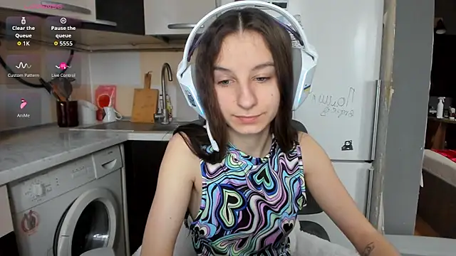  Nika Kik online show from 03/04/26, 08:44