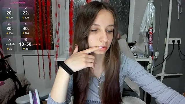Snapshot of _Nika_Kik chatting on 05/17/26, 07:03 Nika Kik online show from 05/17/26, 07:03